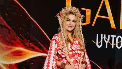 60-річчя Ольги Сумської: акторка відзначила ювілей у колі колег