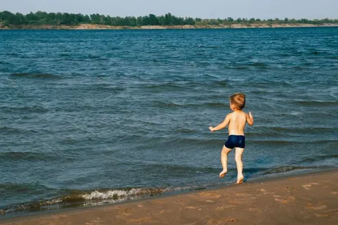 Температура води в Дніпрі в серпні 2026: прогноз гідрологів