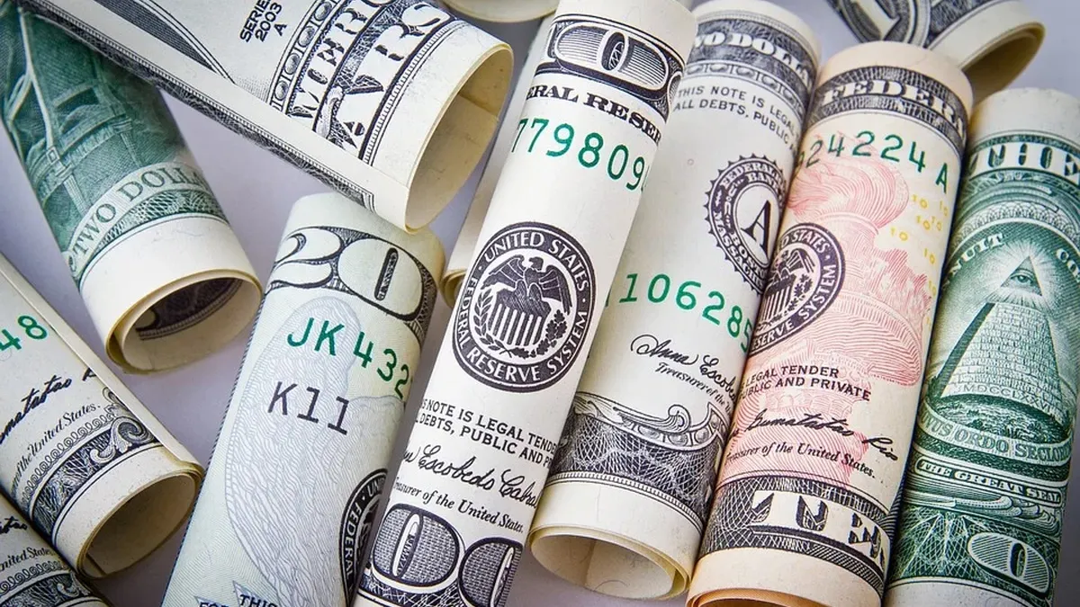 Інтервенції НБУ зросли на 8,1%: що це означає для курсу гривні