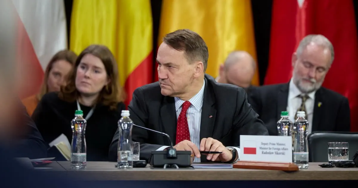 Сікорський у Києві: історія, вступ до ЄС і місце Польщі за столом мирних переговорів