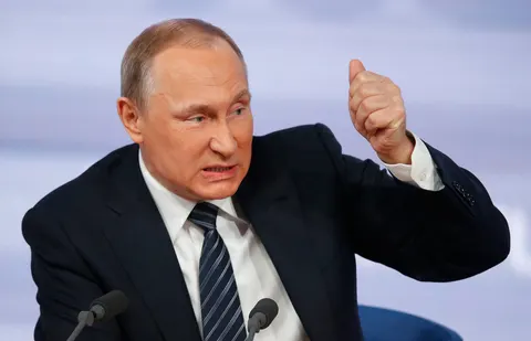 Путін знову заперечує відповідальність Росії за війну в Україні