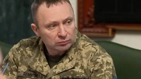 «Сім’я була розірвана»: що відомо про батьків нового головкома Драпатого