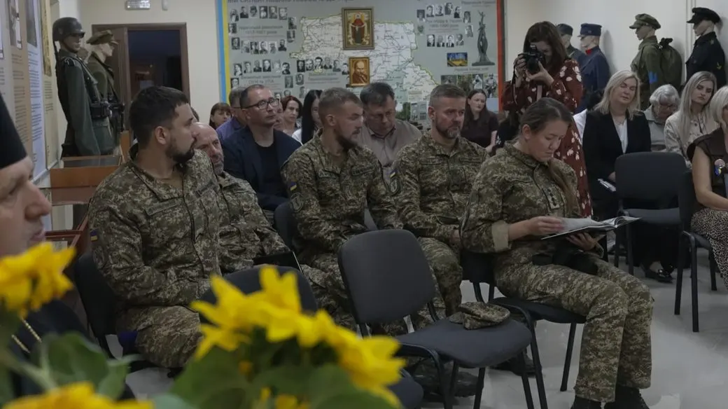 «На щиті»: у Тернополі видали книгу про загиблих захисників області