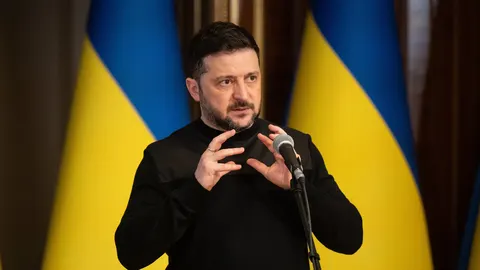 Зеленський: питання Криму поки не на порядку денному переговорів