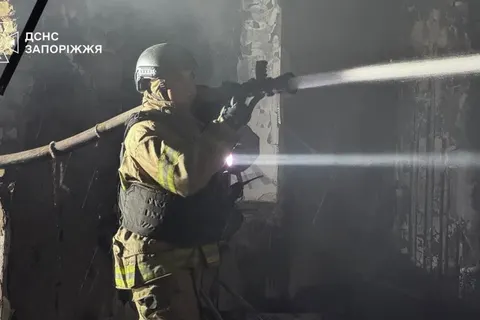 Нічна атака на Запоріжжя: дрони та КАБ, є жертва