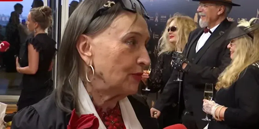«Я думаю лише про одне: щоб він жив»: Лариса Кадочникова розповіла про хворобу чоловіка
