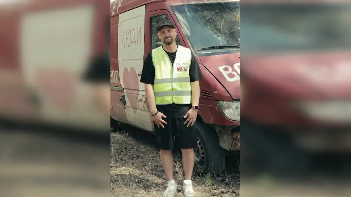 Шантаж ФСБ і вибір батька: історія волонтера з Маріуполя, який поїхав у РФ заради сина