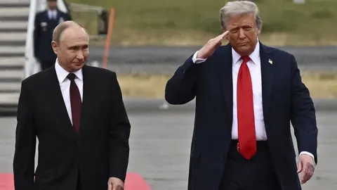 Сенаторка США Джин Шагін: Путін водить за ніс і адміністрацію Трампа, і його пос